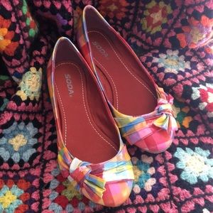 Colorful plaid flats with bows - Soda brand